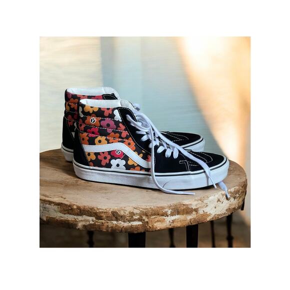 Vans Sk8-Hi Flower Black Multi
High Top Shoes Men\'s Size 10 main image 4